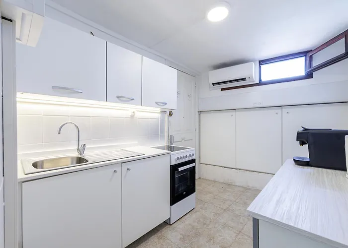 7l - 2bdr In Old Town * Μεντόν