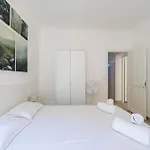 7l - 2bdr In Old Town Apartment *