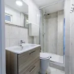 7l - 2bdr In Old Town Apartment