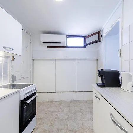 7l - 2bdr In Old Town Daire *