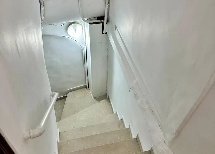 7l - 2bdr In Old Town Апартаменти Мантон