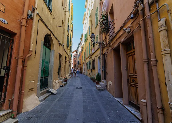 Apartment 7l - 2bdr In Old Town Menton