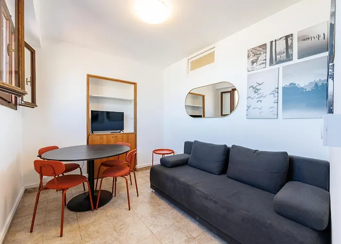 7l - 2bdr In Old Town * Menton